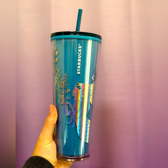 💙LAST🧜‍♀️Starbucks 2021 Winter Holiday Color Changing Mermaid Holographic Cup - Picture 1 of 7